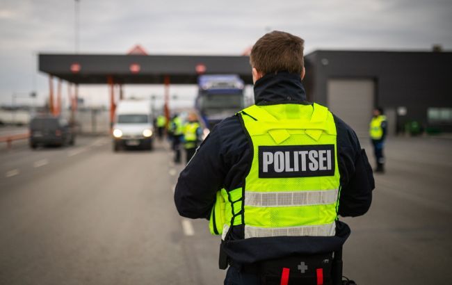 Estoniya Rusiya tərəfində müharibədə iştirak etdiklərinə görə 261 nəfərin ölkəyə girişini qadağan edib