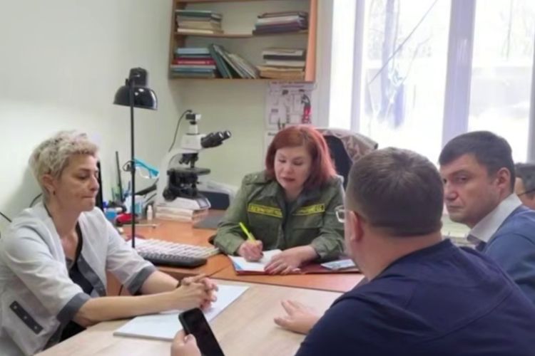 Rusiyada doqquz körpənin öldüyü xəstəxananın baş həkimi saxlanılıb