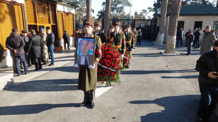 Milli Qəhrəman Şahin Tağıyevlə vida mərasimi keçirilib - FOTO - VİDEO