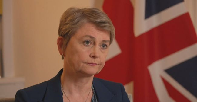 Böyük Britaniya Putinlə danışıqlar ideyasını rədd etdi