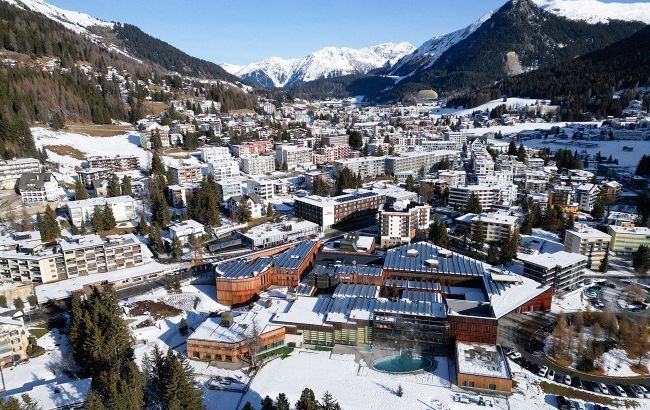 Davosda Aİ liderləri Qrenlandiyaya görə Ukraynanı ikinci plana keçirib - FT