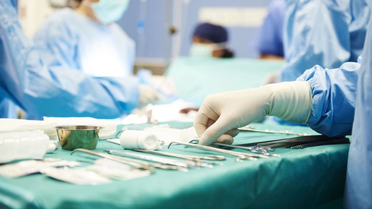 "HTC Cliniva Hospital"dan şikayət: "Əməliyyatdan iki həftə sonra səhhətim pisləşdi"