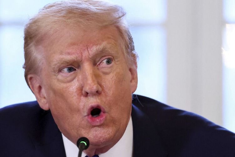 Tramp Putin və Zelenski arasındakı düşmənçilikdən danışıb