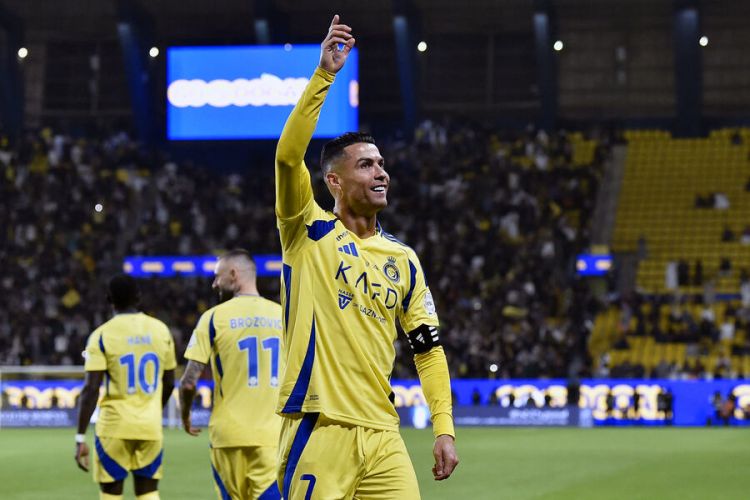 Ronaldo karyerasında 960-cı qolunu vurub