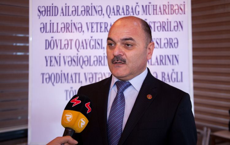 Qanunsuz orden və medallar verən Mehdi Meydiyevin məhkəməsi başlayıb