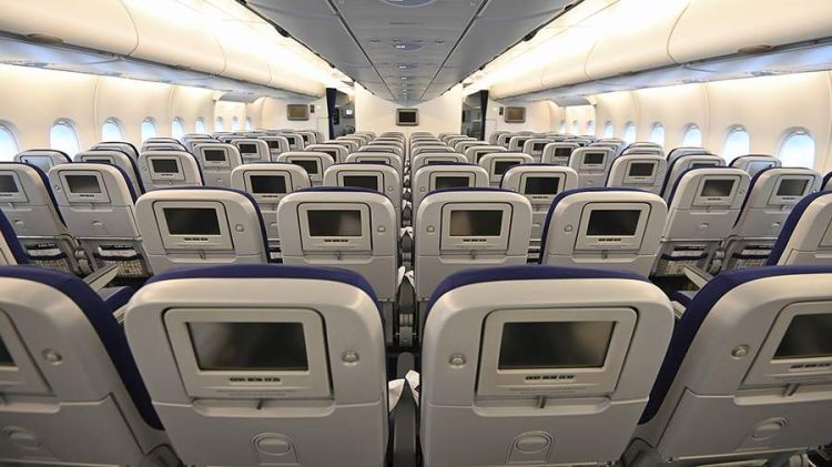 ABŞ-dan Britaniyaya uçan təyyarədə qadın qəfildən öldü