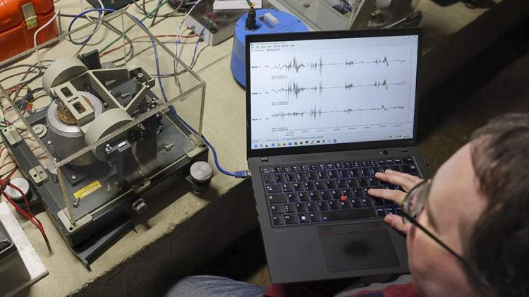 Kamçatka sahillərində 5,5 bal gücündə zəlzələ qeydə alınıb