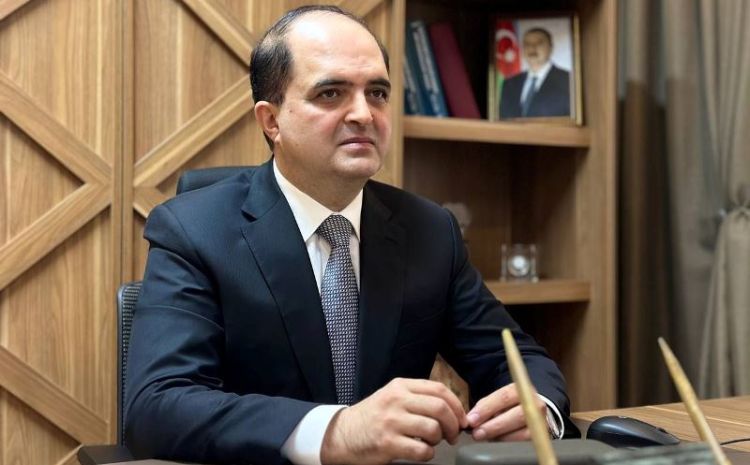 Rəşad Mahmudov ürək cərrahlarını  QINADI