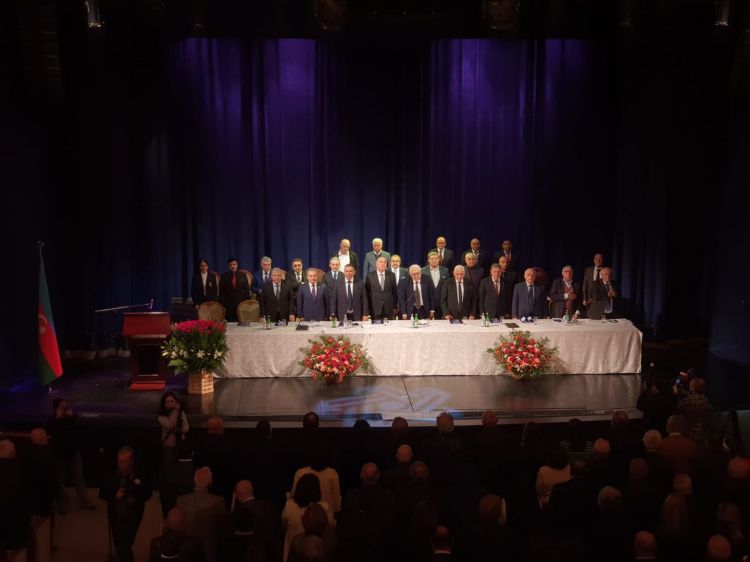 Yazıçılar Birliyinin növbəti qurultayının tarixi məlum olub