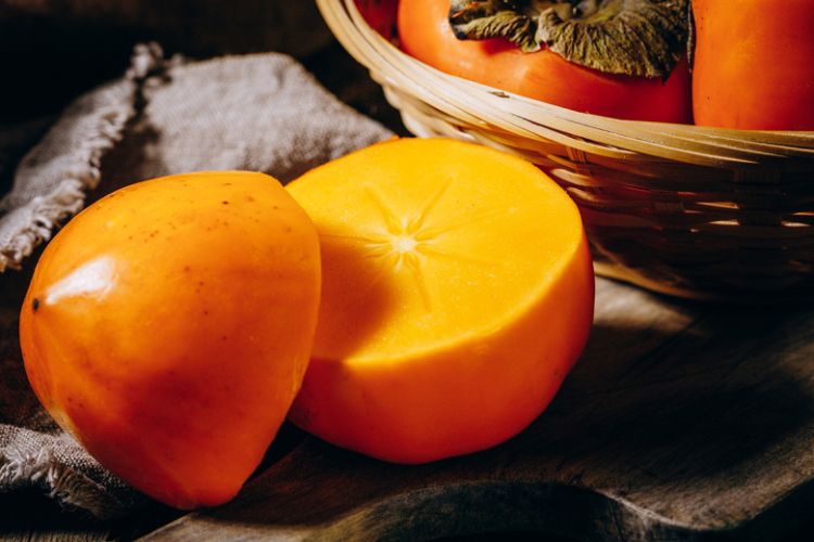 Bu şəxslərə xumra yemək heç məsləhətli deyil - Həkimdən xəbərdarlıq