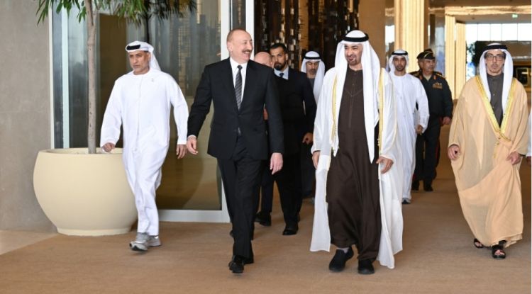 Prezidentin sosial media hesabında BƏƏ-yə işgüzar səfəri ilə bağlı videoçarx paylaşılıb -  VİDEO