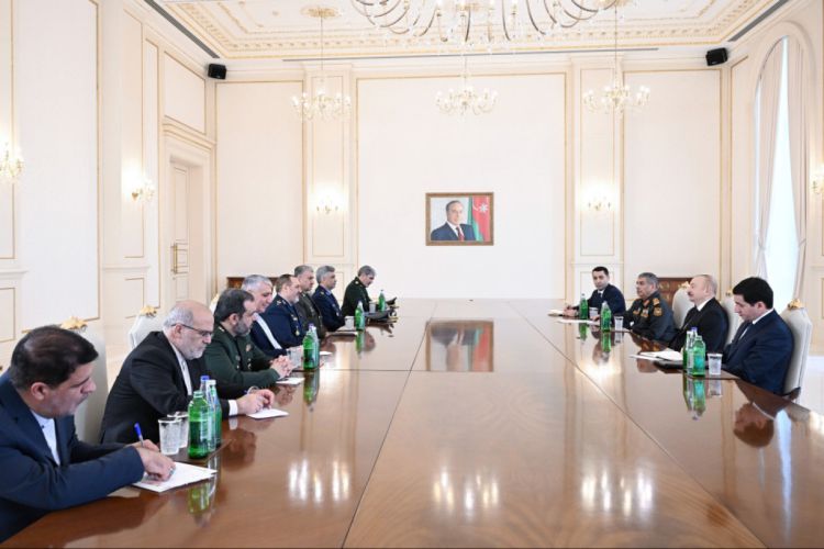 Prezident İlham Əliyev İranın müdafiə nazirini qəbul edib - FOTO