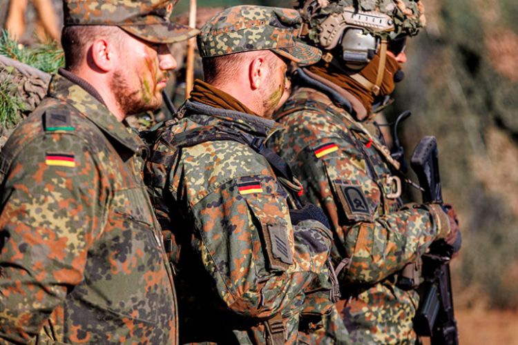 Almaniya Avropanın yeni hərbi hegemonu ola bilər