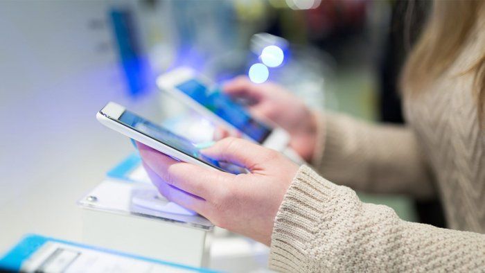 Azərbaycana idxal olunan mobil telefonların maya dəyəri artıb - VİDEO