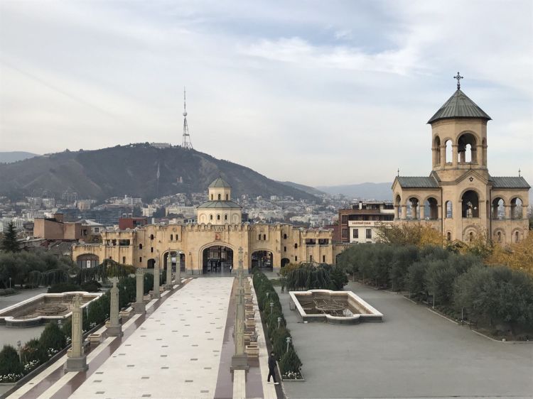 Gürcüstan 2026-cı ildən etibarən dövlət universitetlərini xarici tələbələr üçün bağlayacaq
