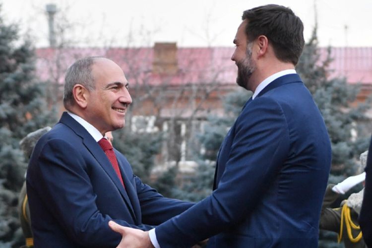 ABŞ və Ermənistan İrəvanda saziş imzalayıb