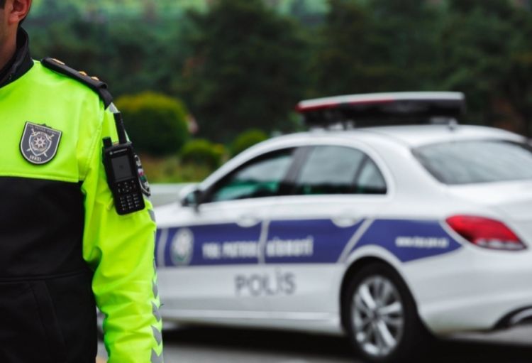 BDYPİ-dən icazəsiz yerlərdə dayanan sürücülərə  MÜRACİƏT