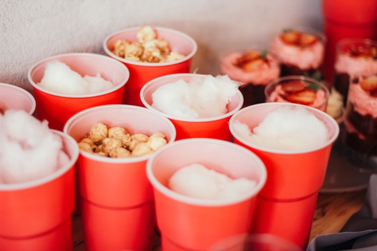 Rusiyada ömürlük məhbuslara popkorn və şirin pambıq veriləcək