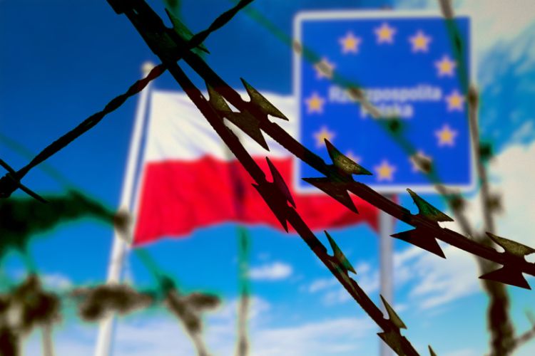 Polyaklar Avropa İttifaqından çıxmağı düşünürlər