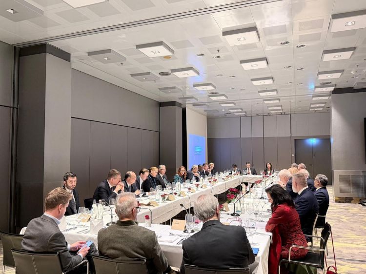 Nizami Gəncəvi Beynəlxalq Mərkəzi Münhen Təhlükəsizlik Konfransı çərçivəsində yüksək səviyyəli tədbir təşkil edib