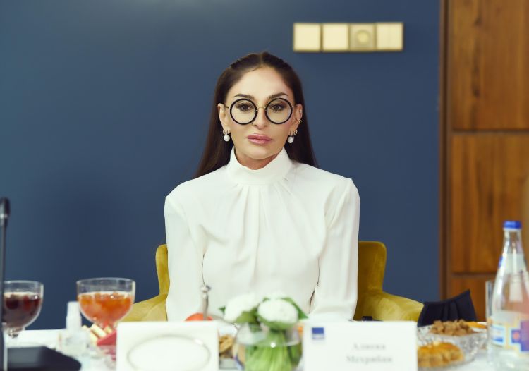 Mehriban Əliyeva yenidən AGF prezidenti seçilib