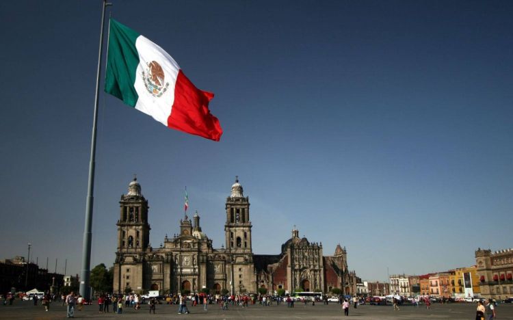 Səfirlik Azərbaycan vətəndaşlarına müraciət edib