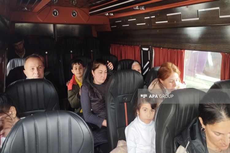 Ağdərənin Çıldıran, Aşağı Oratağ, Heyvalı və Çapar kəndlərinə növbəti köç karvanları yola salınıb