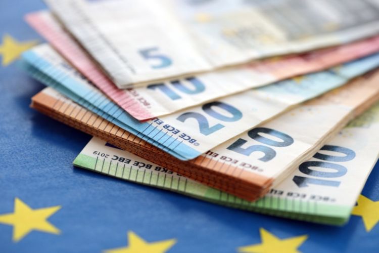 Aİ Ukraynaya 90 milyard avroluq krediti təsdiqləyə bilməyib