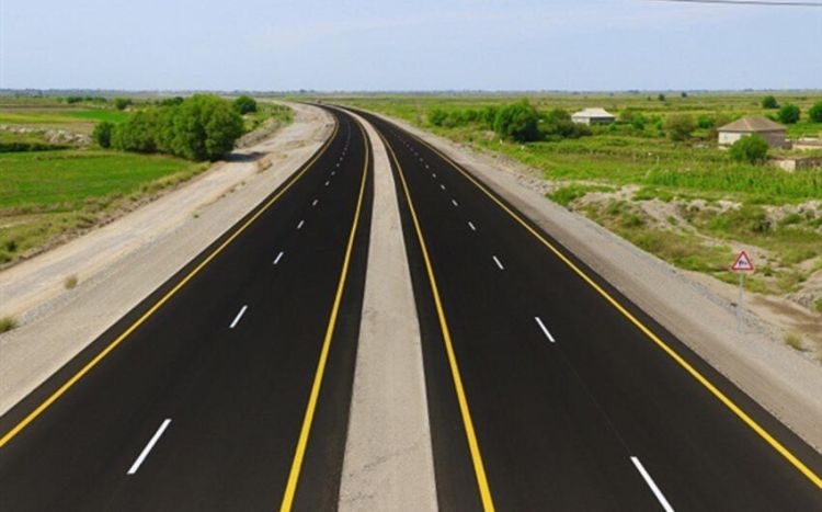 Ödənişli yollarda maksimum sürət həddi müəyyənləşdiriləcək