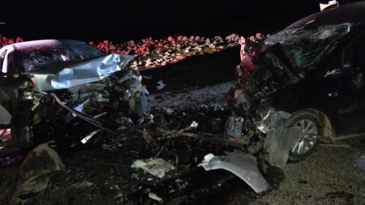 Türkiyədə dəhşətli qəza: 5 nəfər ölüb, 2 nəfər yaralanıb - FOTO