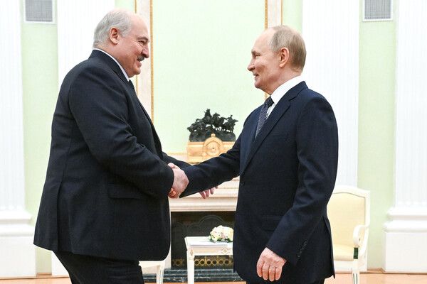 Lukaşenko Kremlə gəlib