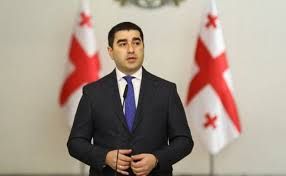 Papuaşvili: Əslində baş verən odur ki, xarici dövlət Gürcüstan mediasına hücum edib