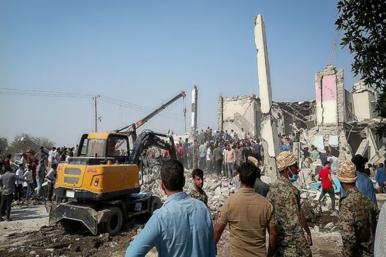 İranda hava zərbələri nəticəsində 5 nəfər ölüb