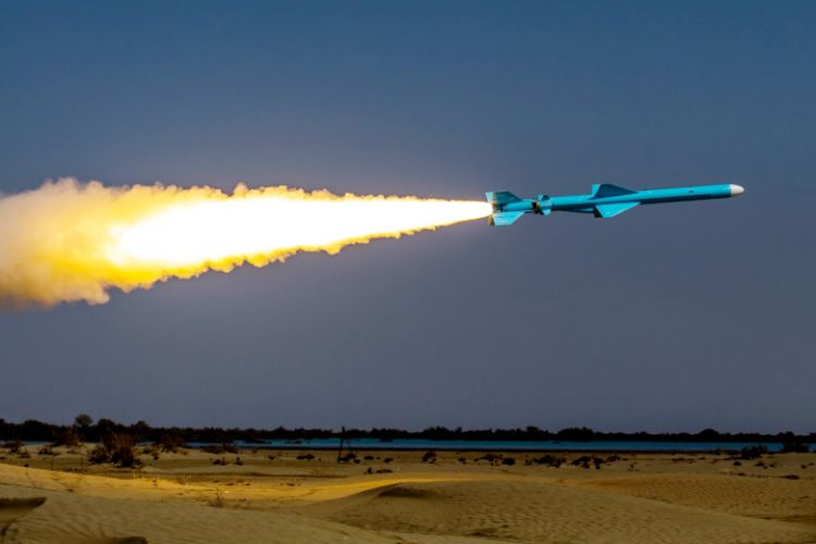 İran raket hücumlarında hansı taktikadan istifadə edir?