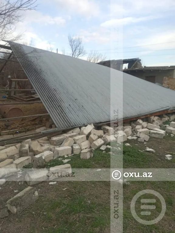 Zəlzələ Şamaxı və Ağsuda evlərə ciddi ziyan vurub - FOTO