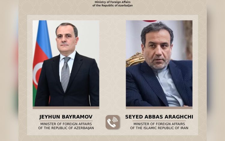 Əraqçi Ceyhun Bayramova zəng edib