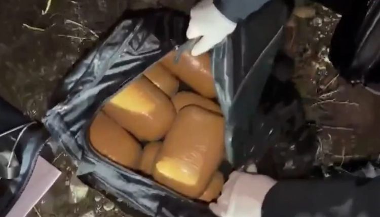 Gəncədə "qara bazar"da qiyməti 1,6 milyon manat olan 27 kq heroin aşkarlanıb