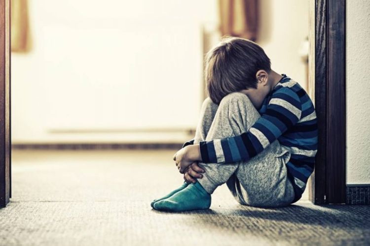 Uşağa tərbiyə məqsədilə zorakılıq göstərən şəxs  cərimə olunacaq