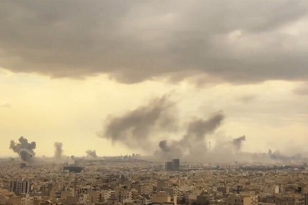 ABŞ və İsrail İranda təxminən 10 min mülki obyektə zərər vurub