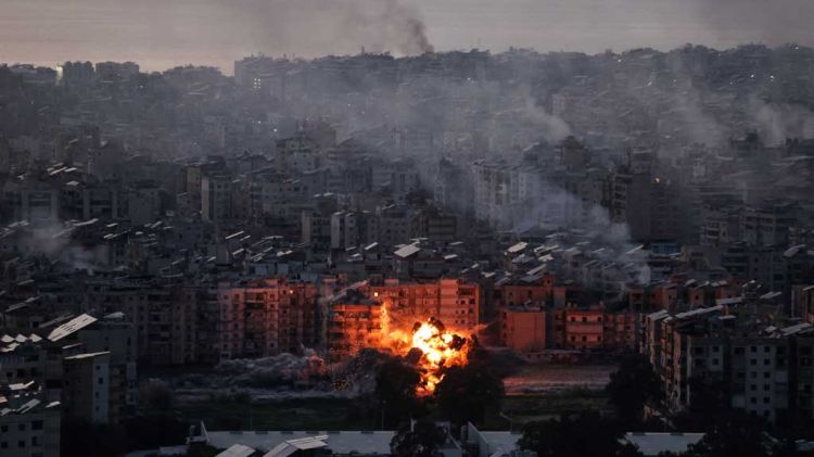 Bu ölkədə bir milyona yaxın insan evlərini tərk edib