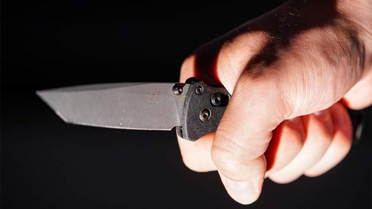 Rusiyada yeddinci sinif şagirdi sinif yoldaşına bıçaqla hücum edib