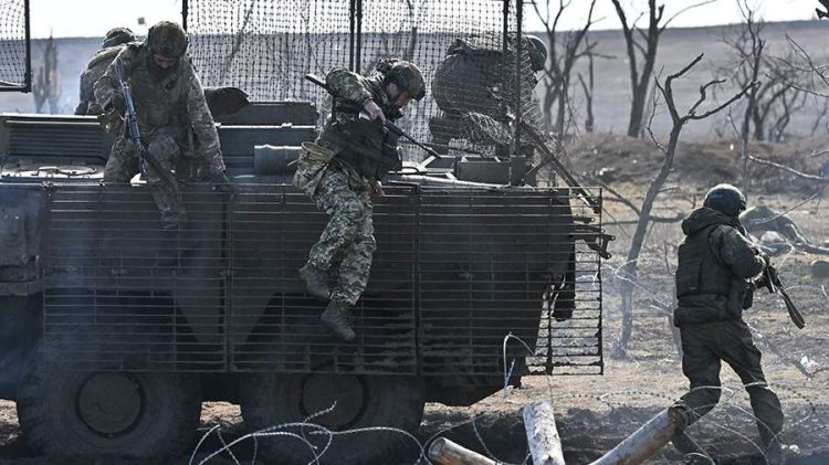 Rusiya ordusu Donetskdə yaşayış məntəqəsini ələ keçirib