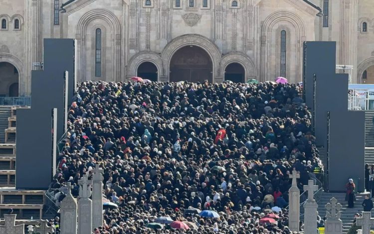 Patriarx II İliya dəfn edilib 