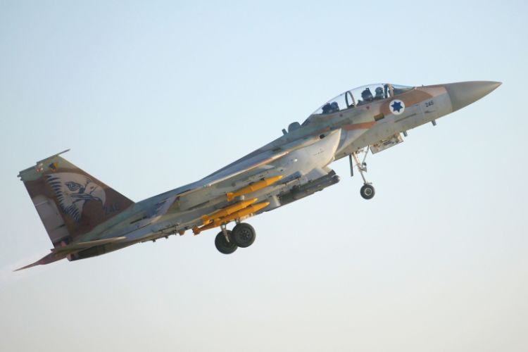 İran ABŞ qırıcısını vurdu, Hind okeanına düşdü – VİDEO