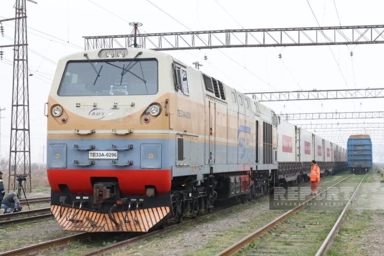 Rusiyanın İrana göndərdiyi humanitar yardım "Qaradağ" stansiyasına çatıb