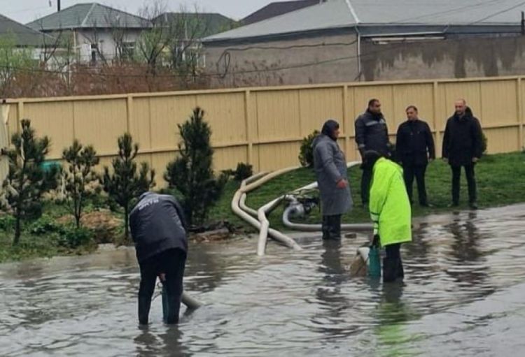 Yağışın yaratdığı fəsadların aradan qaldırılması üçün müvafiq tapşırıqlar verilib - BŞİH