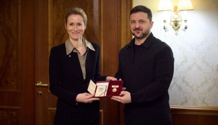 Zelenski Kallası ordenlə təltif edib