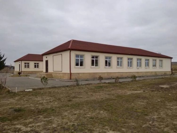 Qaradağ rayonunun bir qəsəbəsində məktəb onlayn rejimə keçdi -  SƏBƏB