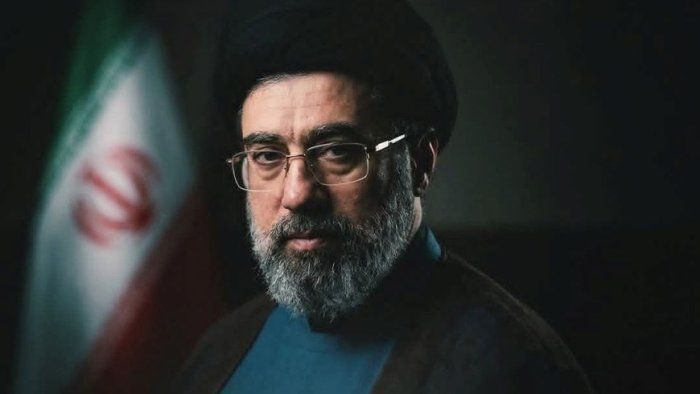 İranın Ali lideri: Müqavimətə dəstək davam edəcək