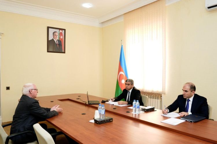 Anar Əliyev Qobustanda vətəndaşları qəbul edib - FOTO